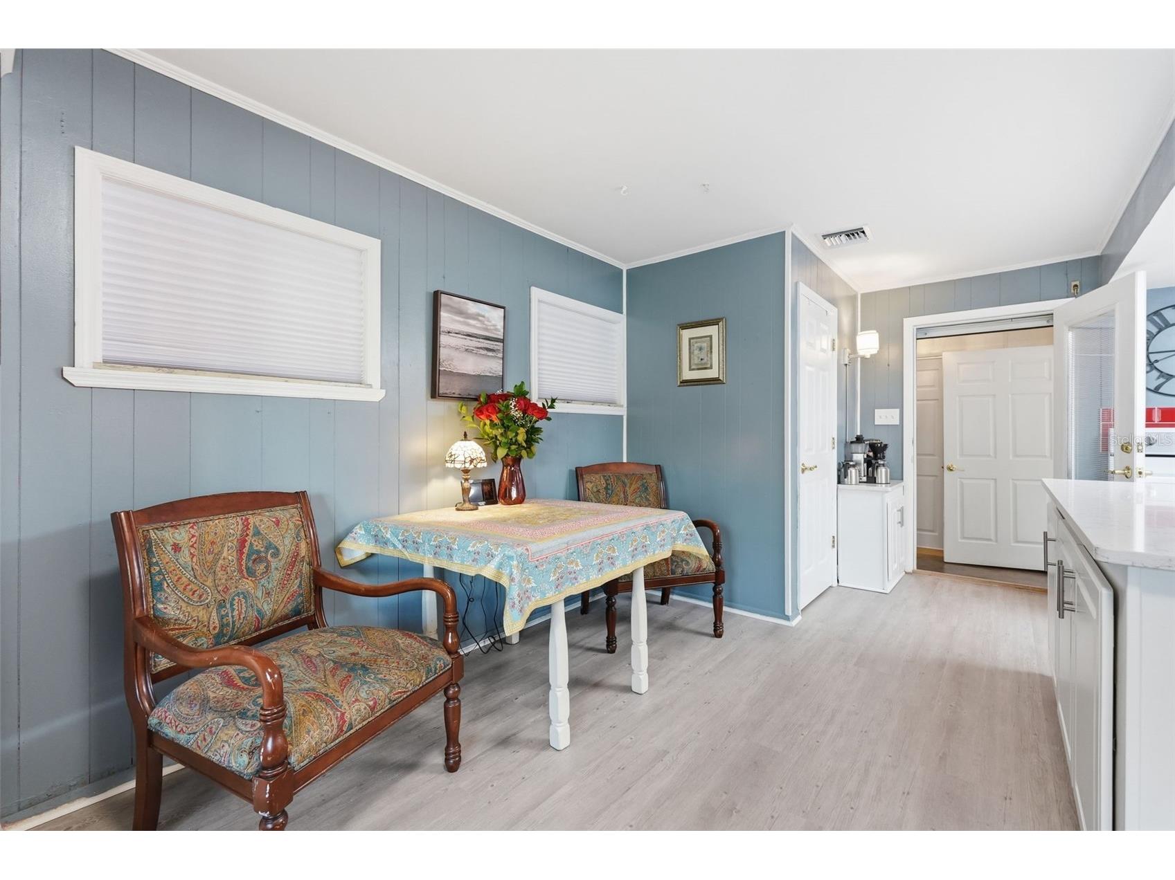 155 6th Street NE Largo FL 33770 TB8484912 image12