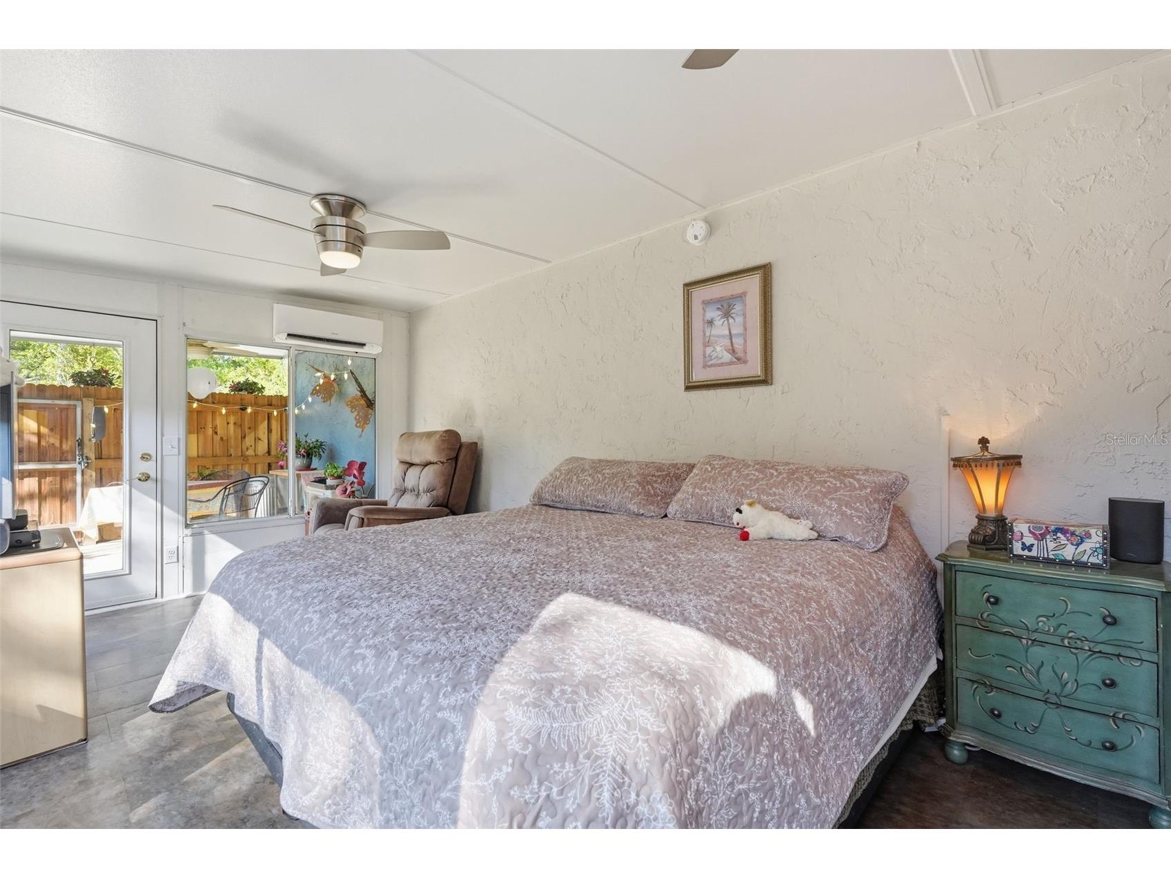 155 6th Street NE Largo FL 33770 TB8484912 image17