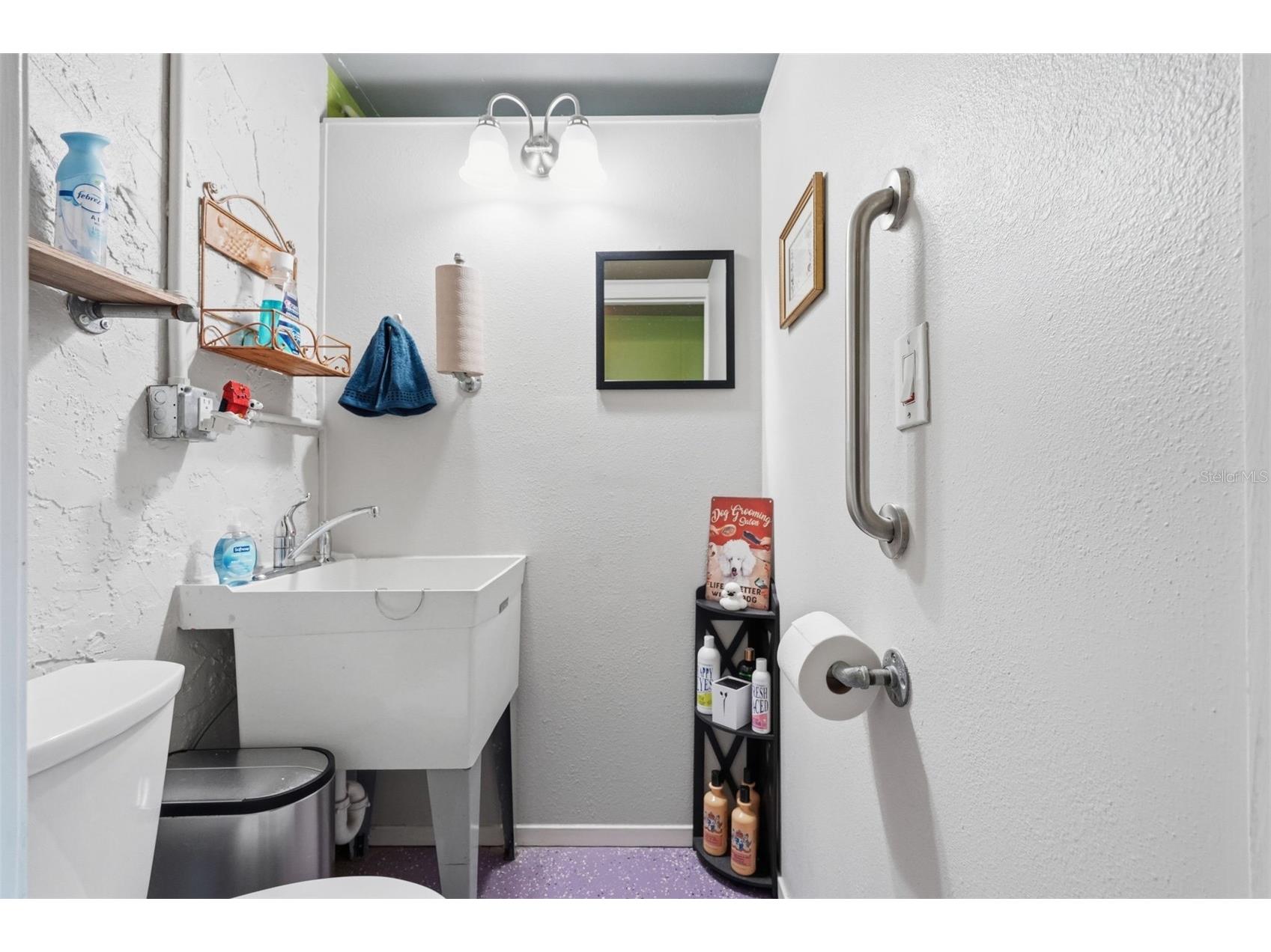 155 6th Street NE Largo FL 33770 TB8484912 image23