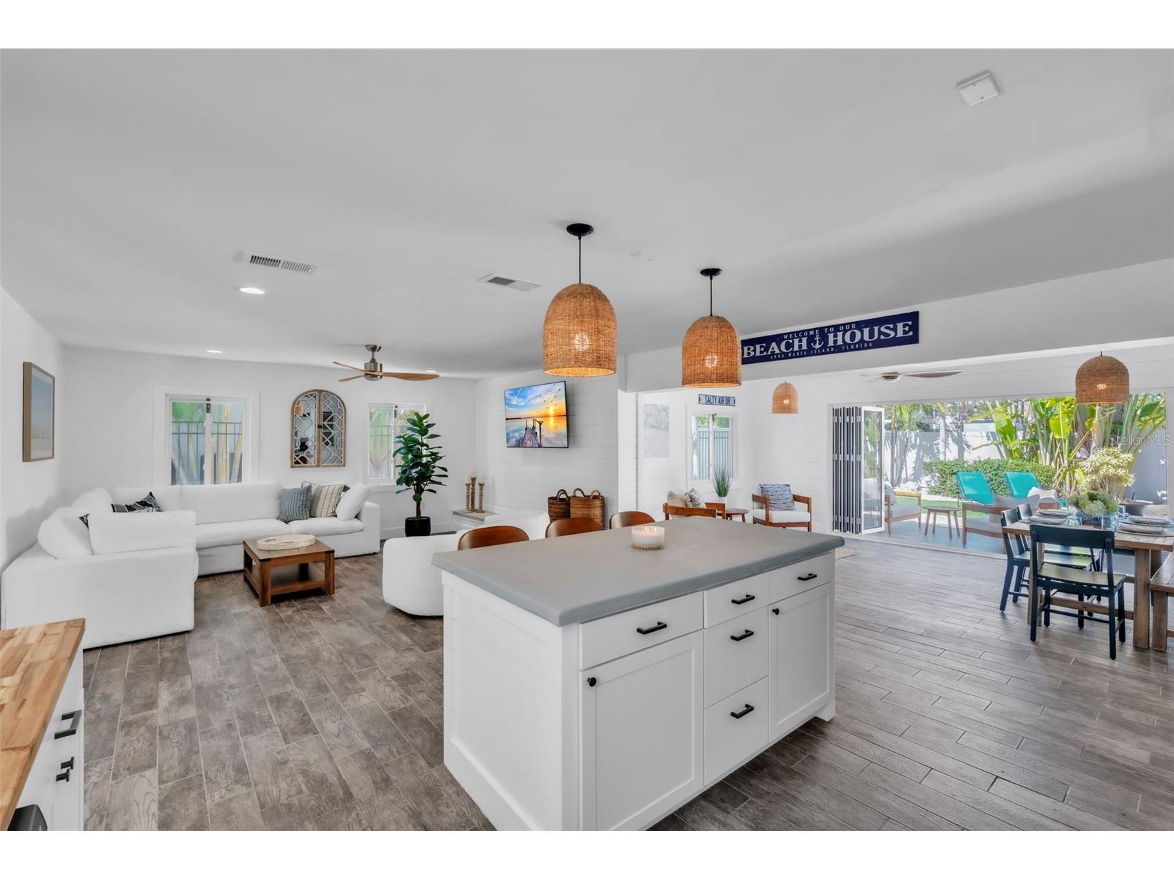 155 Crescent Drive Anna Maria FL 34216 A4684535 image12