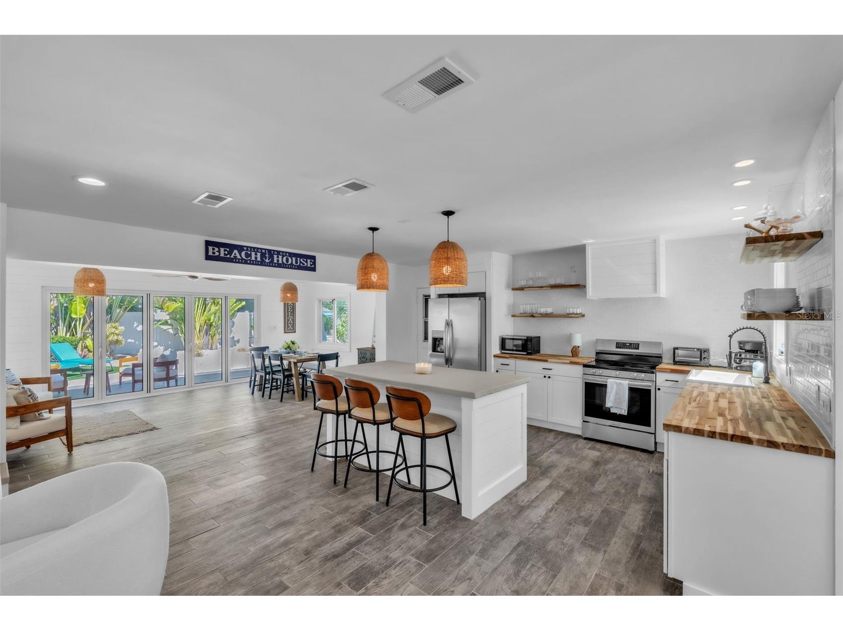 155 Crescent Drive Anna Maria FL 34216 A4684535 image19