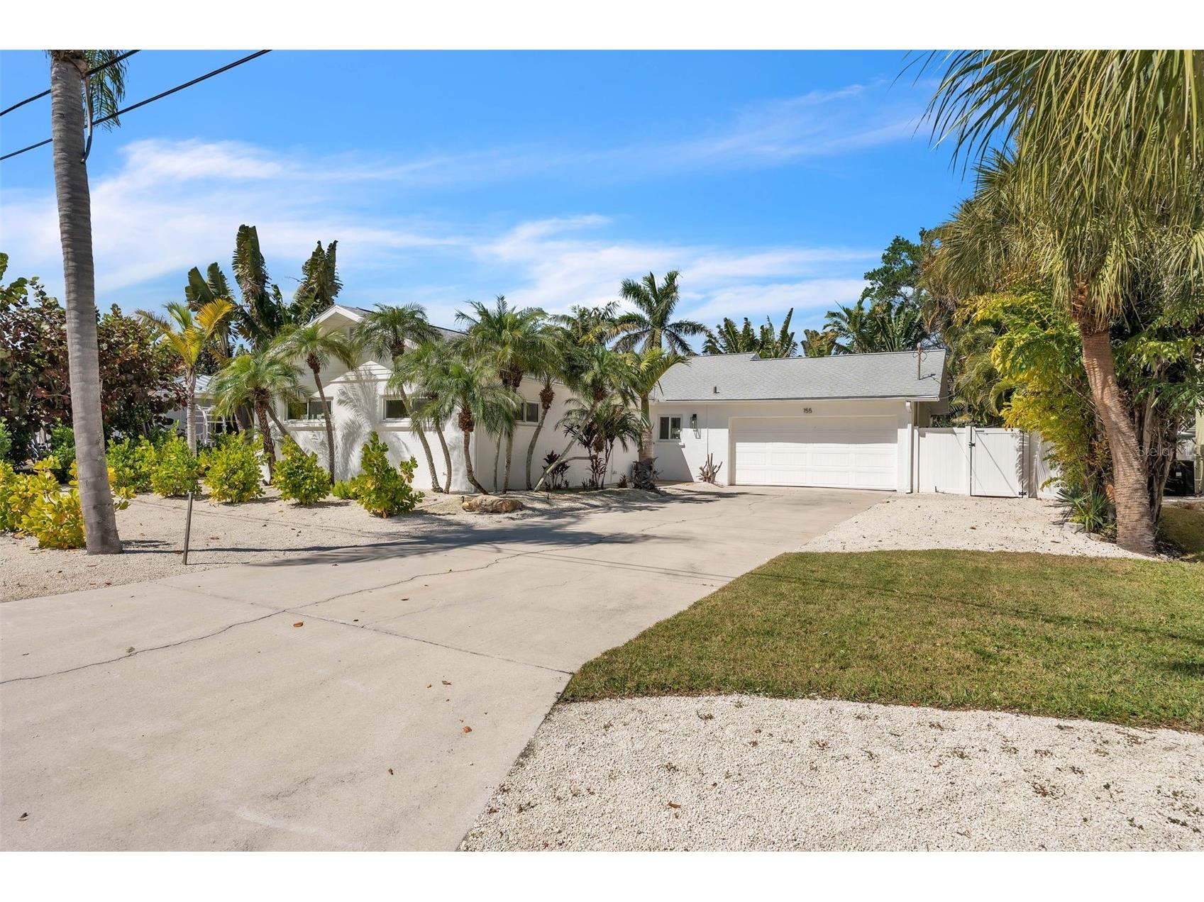 155 Crescent Drive Anna Maria FL 34216 A4684535 image2