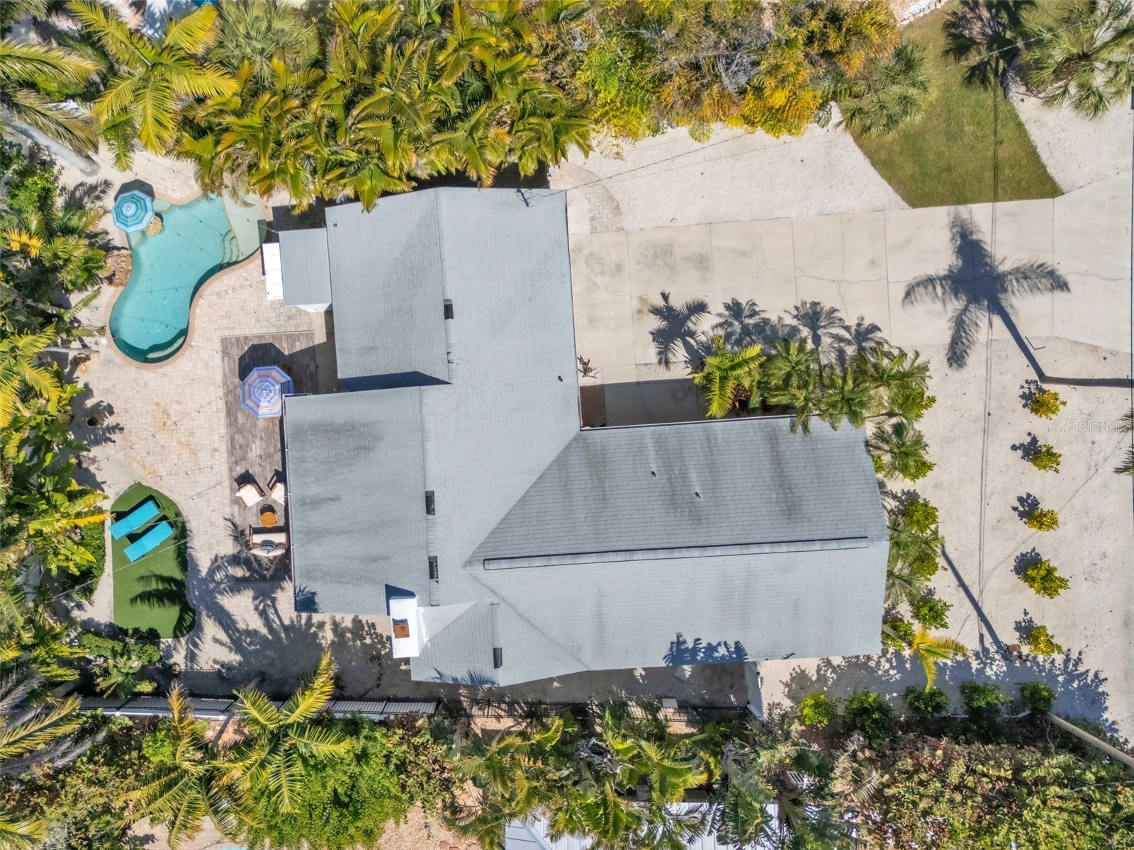 155 Crescent Drive Anna Maria FL 34216 A4684535 image4