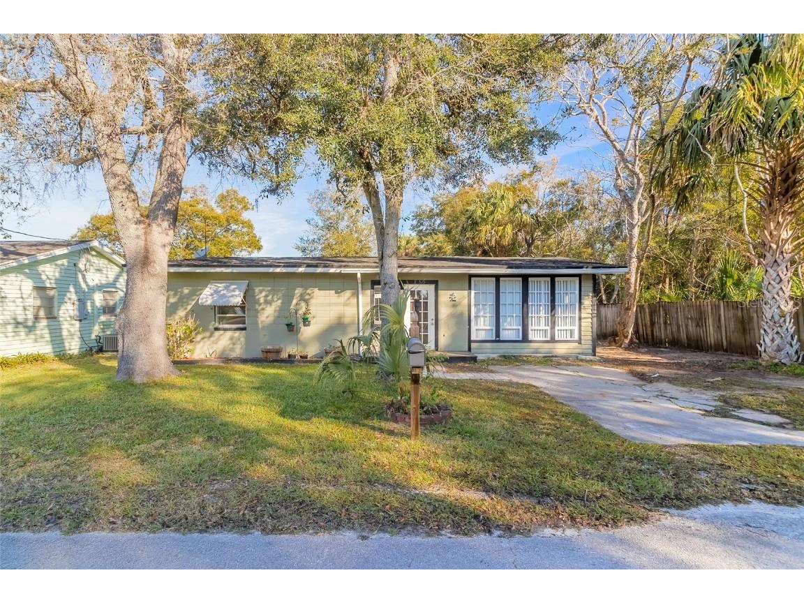 155 Grace Street Deland FL 32724 V4928184 image1