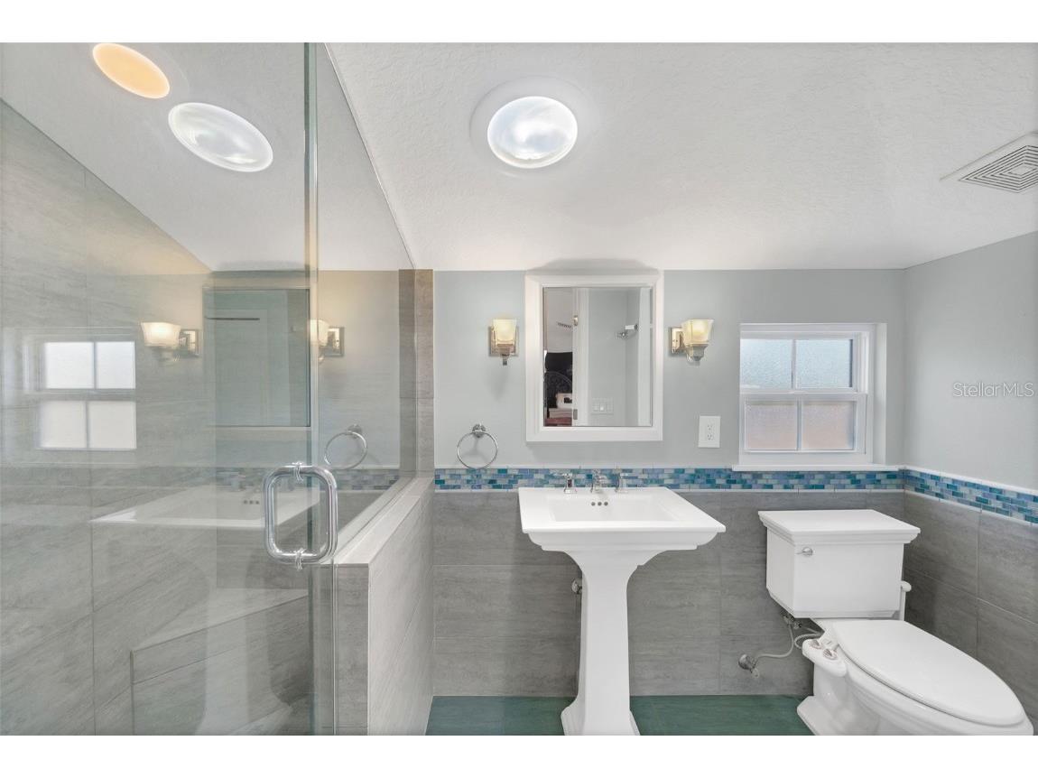 155 London Fog Way Sanford FL 32771 O6341670 image25