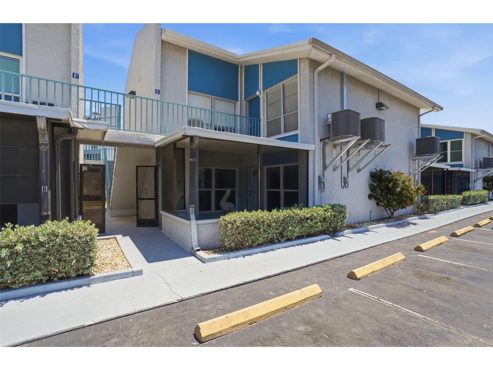 155 Medallion Boulevard #E Madeira Beach FL 33708 TB8506686 image1