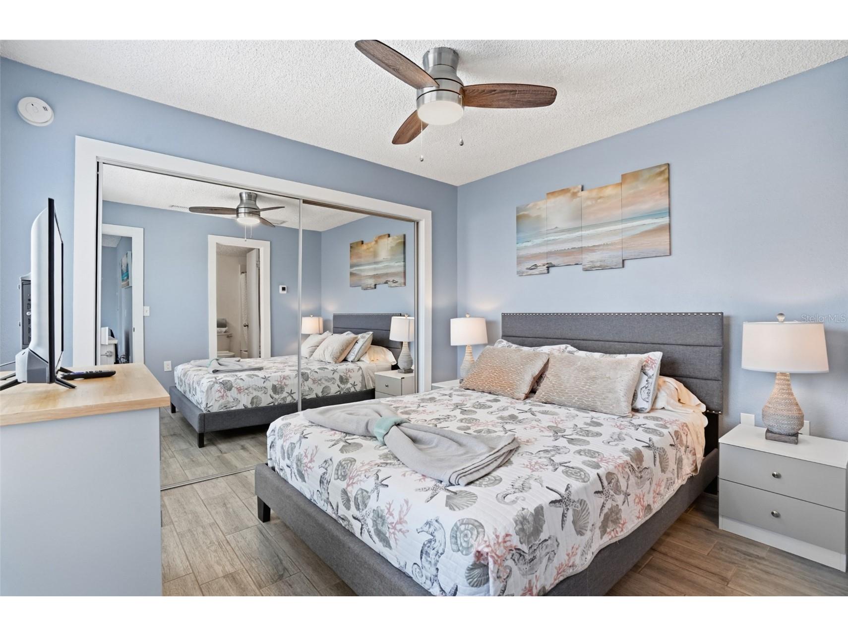 155 Medallion Boulevard #E Madeira Beach FL 33708 TB8506686 image17