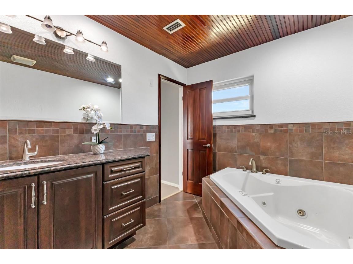 155 Morgan Lane SE Port Charlotte FL 33952 - CROOP WATERWAY C7515867 image17