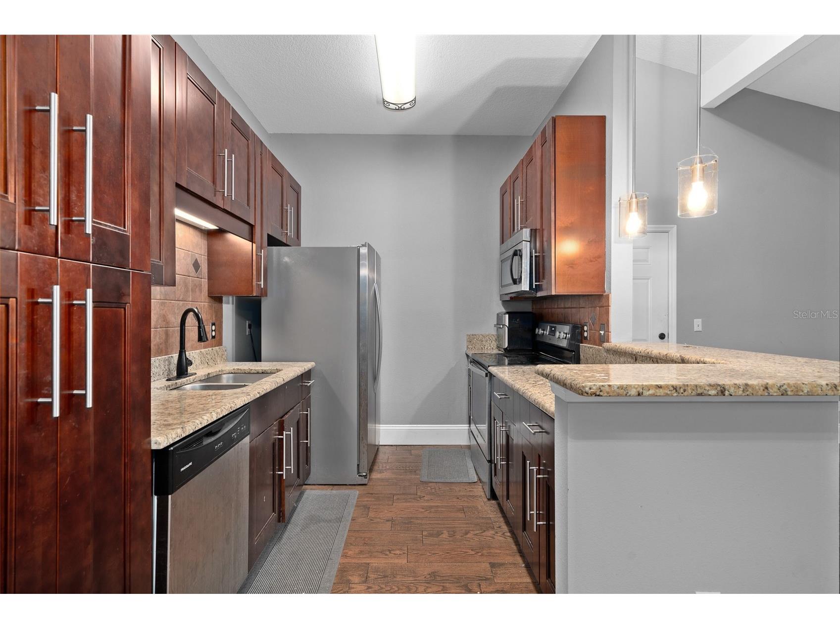 155 N Pearl Lake Causeway #208 Altamonte Springs FL 32714 S5150996 image12