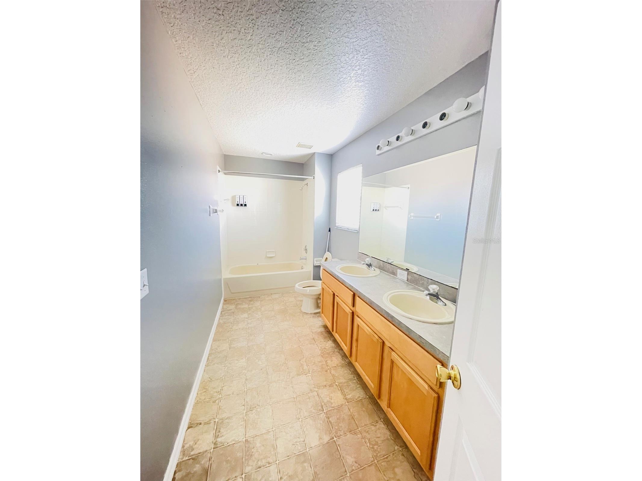 155 Owenshire Circle Kissimmee FL 34744 O6405486 image12
