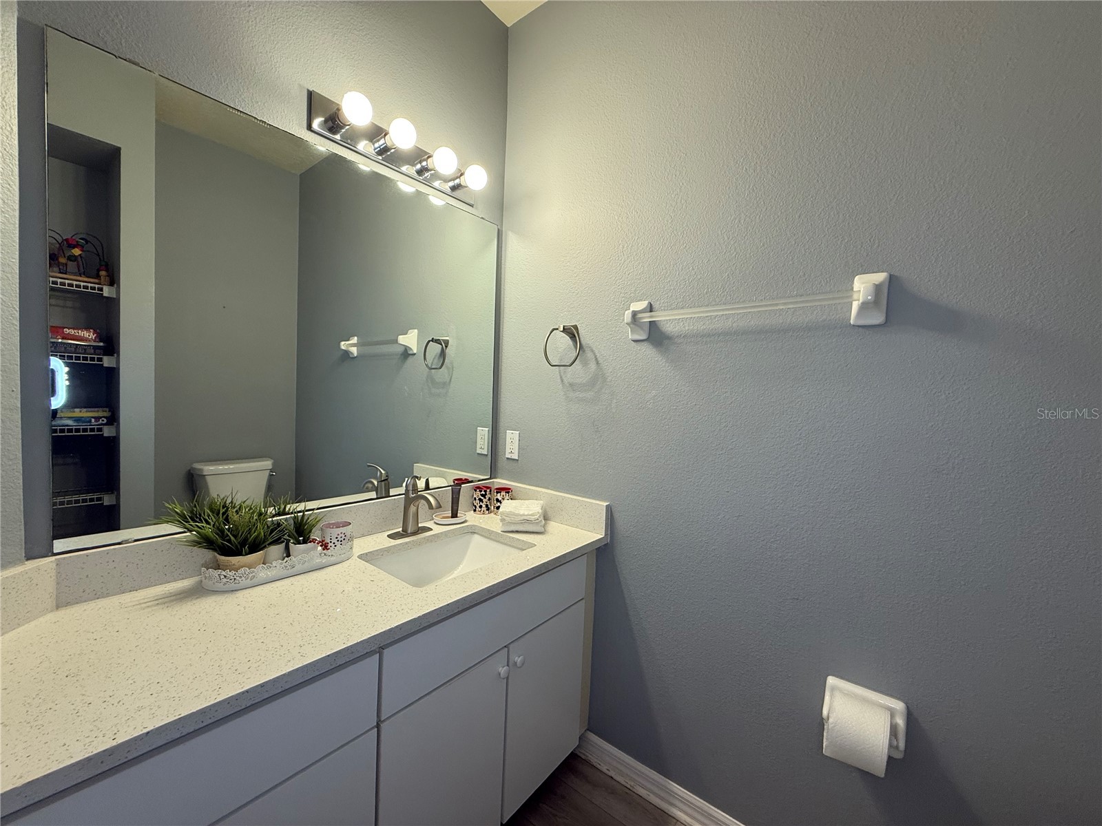 155 Pompano Beach Drive Kissimmee FL 34746 O6376674 image8