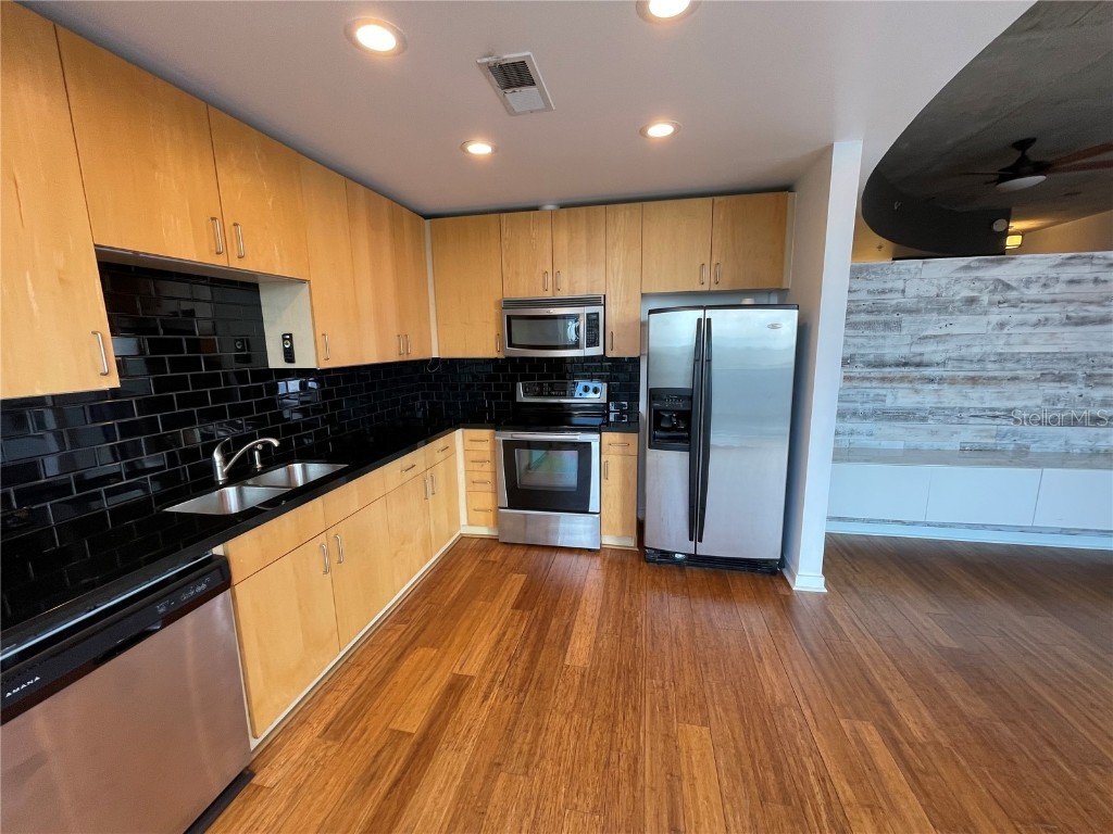 155 S Court Ave #1308 Orlando FL 32801 S5124183 image10