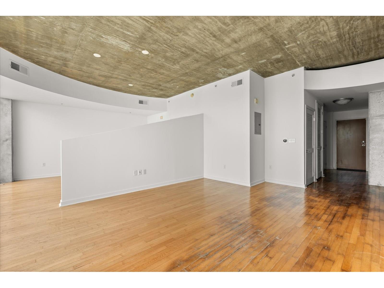 155 S Court Avenue #1011 Orlando FL 32801 O6377142 image10