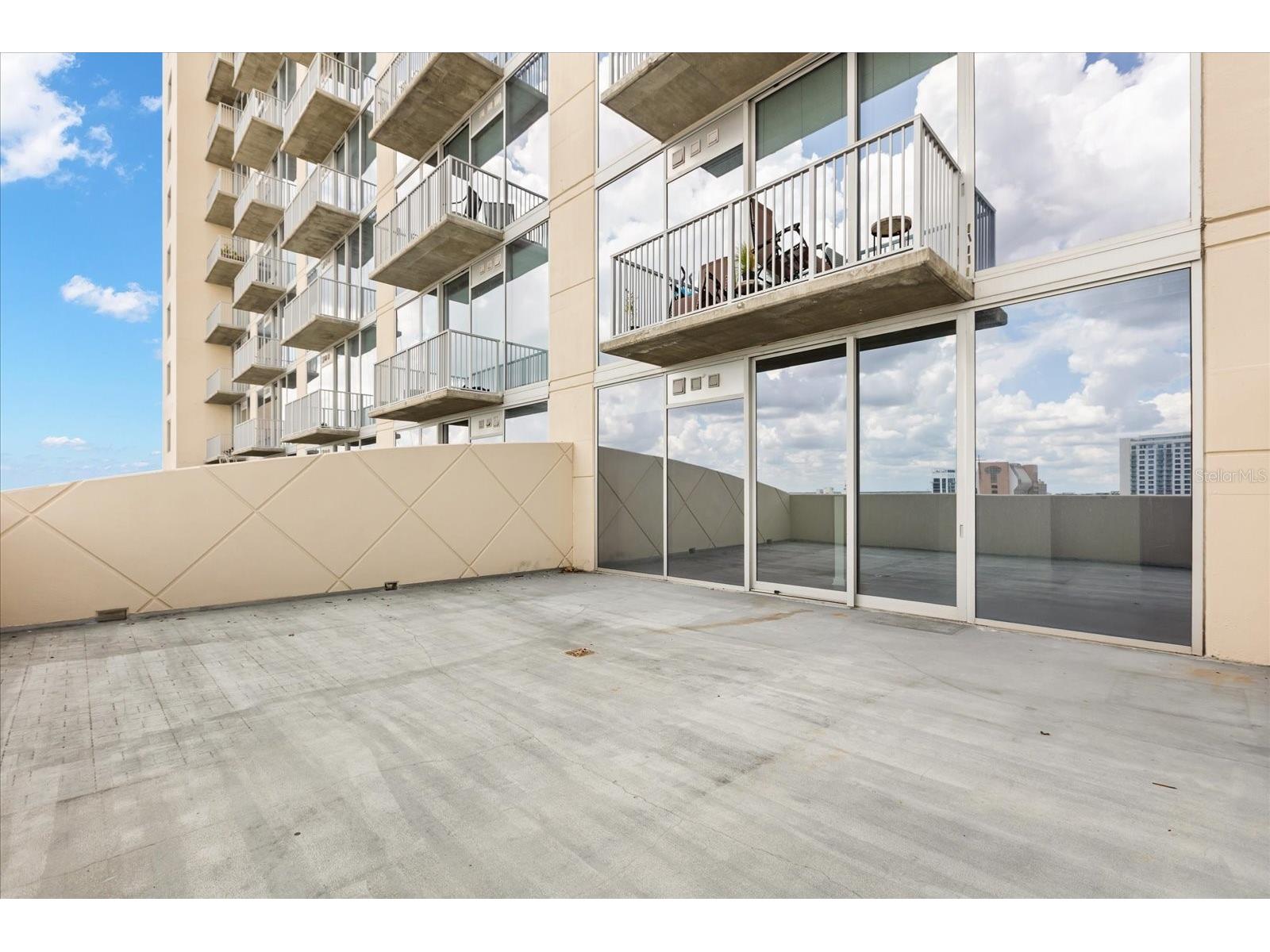 155 S Court Avenue #1011 Orlando FL 32801 O6377142 image15