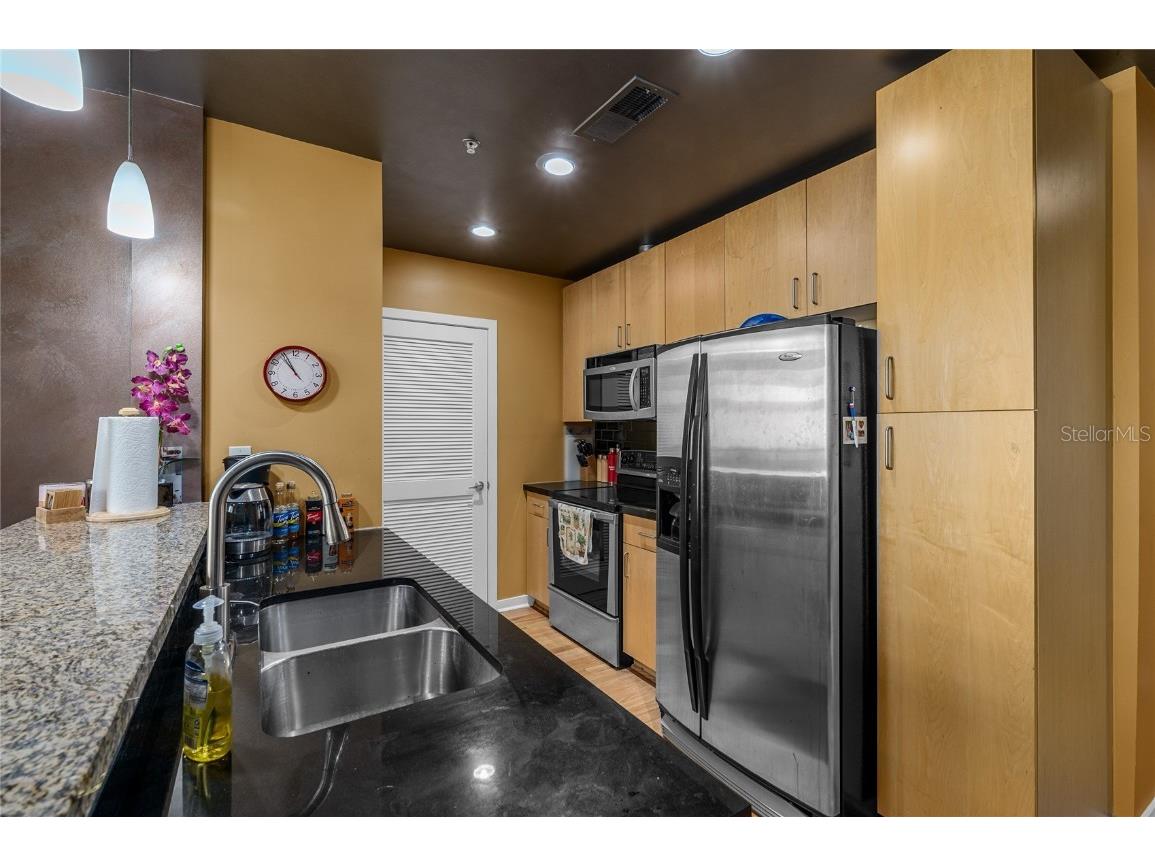 155 S Court Avenue #1104 Orlando FL 32801 O6324412 image11