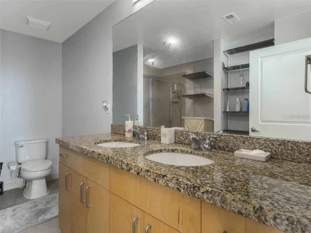 155 S Court Avenue #1305 Orlando FL 32801 O6357587 image13