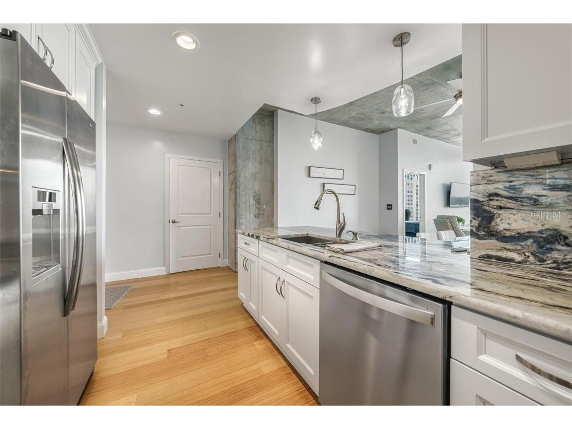 155 S Court Avenue #1305 Orlando FL 32801 O6357587 image3