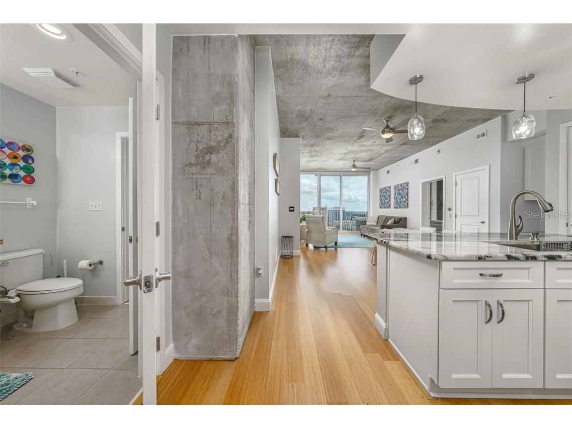 155 S Court Avenue #1305 Orlando FL 32801 O6357587 image4