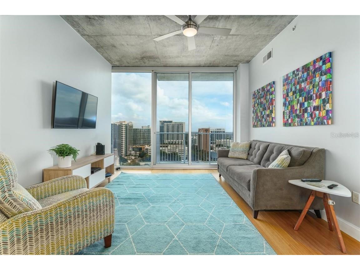 155 S Court Avenue #1305 Orlando FL 32801 O6357587 image6