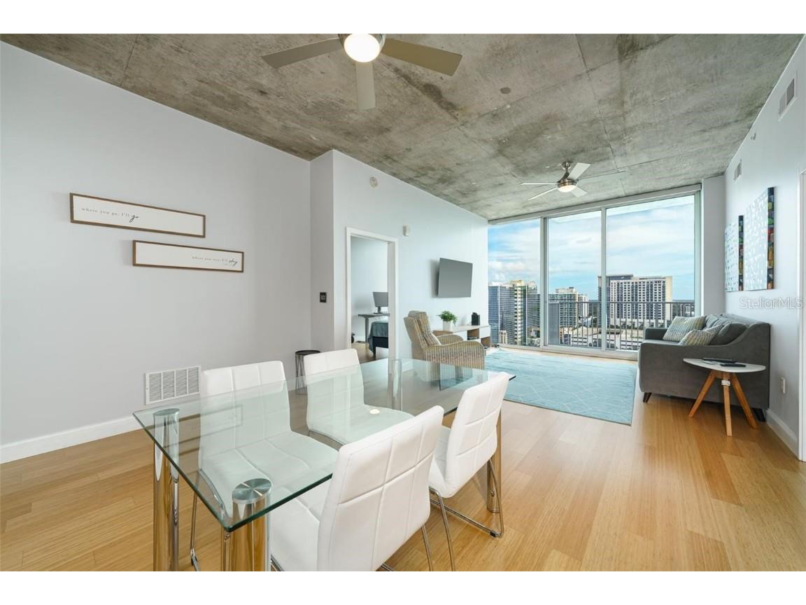 155 S Court Avenue #1305 Orlando FL 32801 O6357587 image8