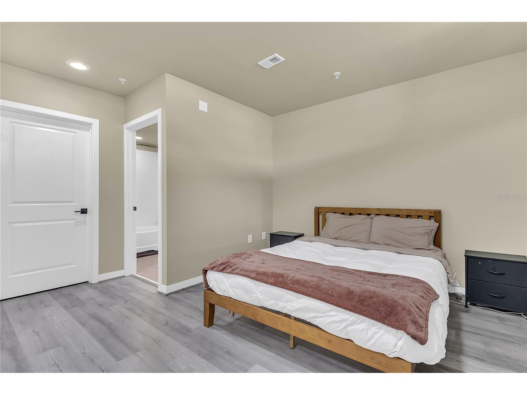 155 S Court Avenue #1506 Orlando FL 32801 O6375287 image15