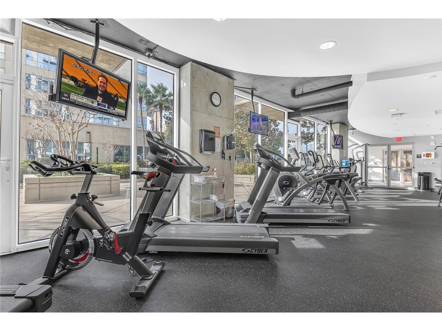 155 S Court Avenue #1506 Orlando FL 32801 O6375287 image23