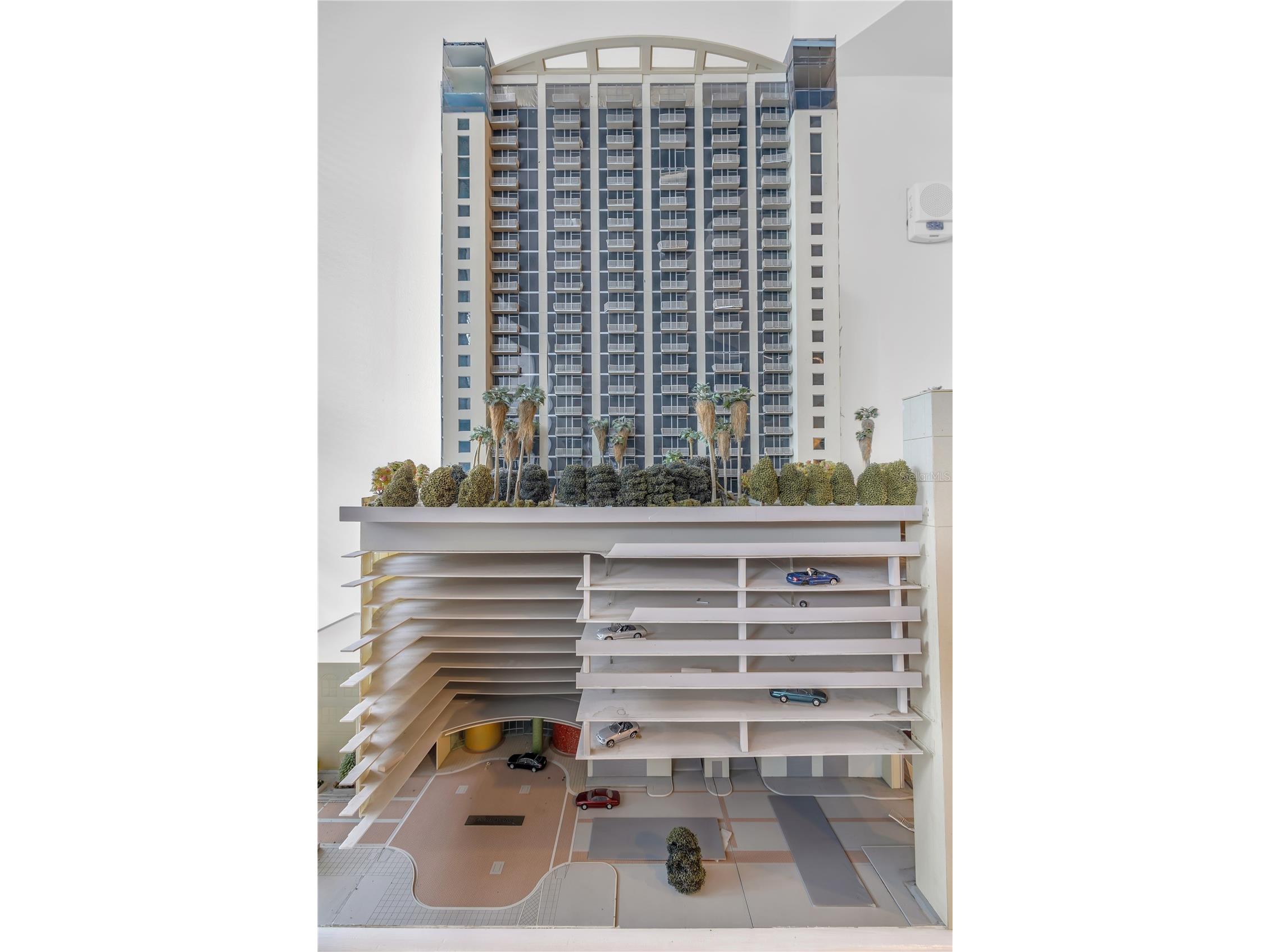 155 S Court Avenue #1506 Orlando FL 32801 O6375287 image27