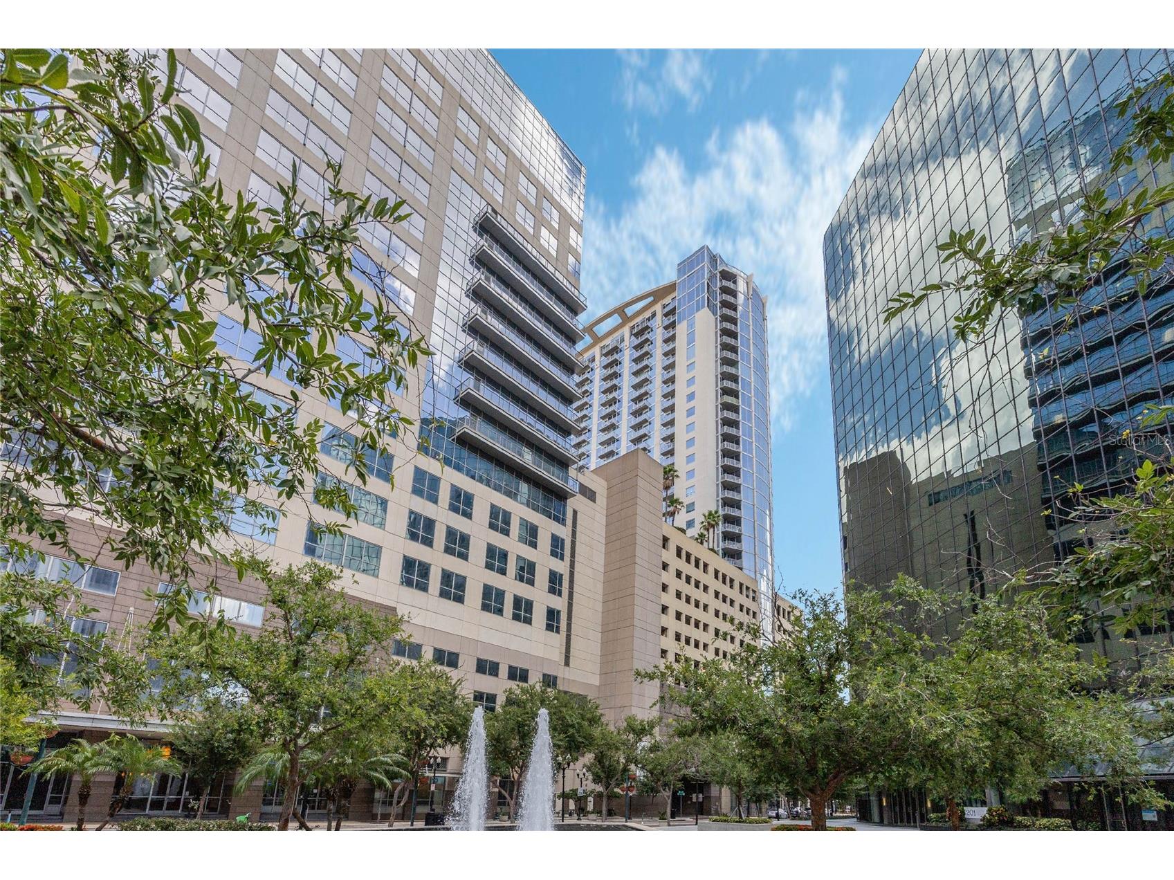 155 S Court Avenue #1507 Orlando FL 32801 - LAKE EOLA G5084958 image2