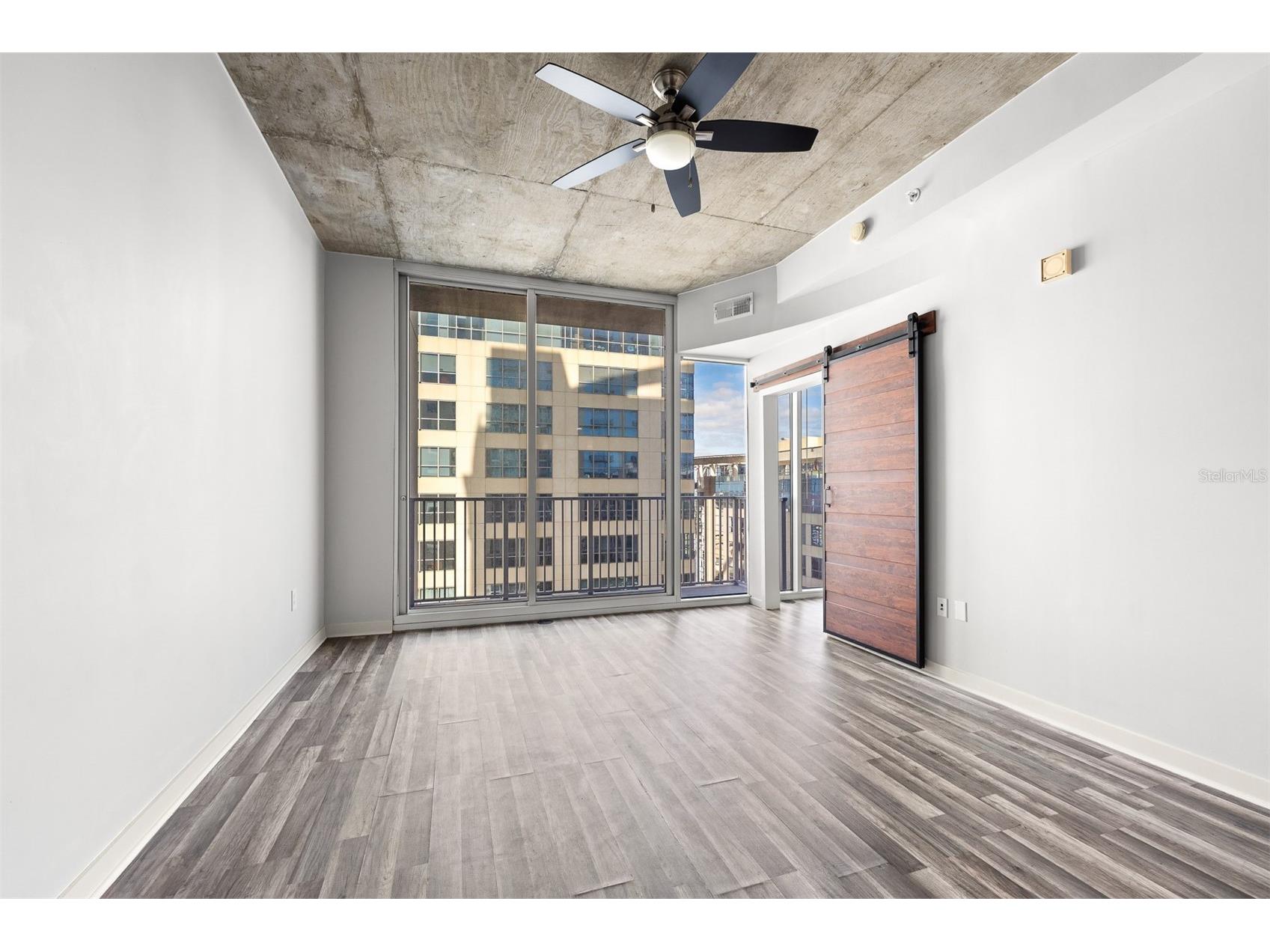 155 S Court Avenue #1604 Orlando FL 32801 O6396880 image14