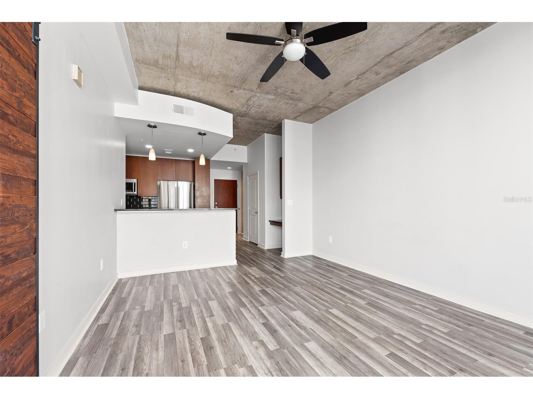 155 S Court Avenue #1604 Orlando FL 32801 O6396880 image15