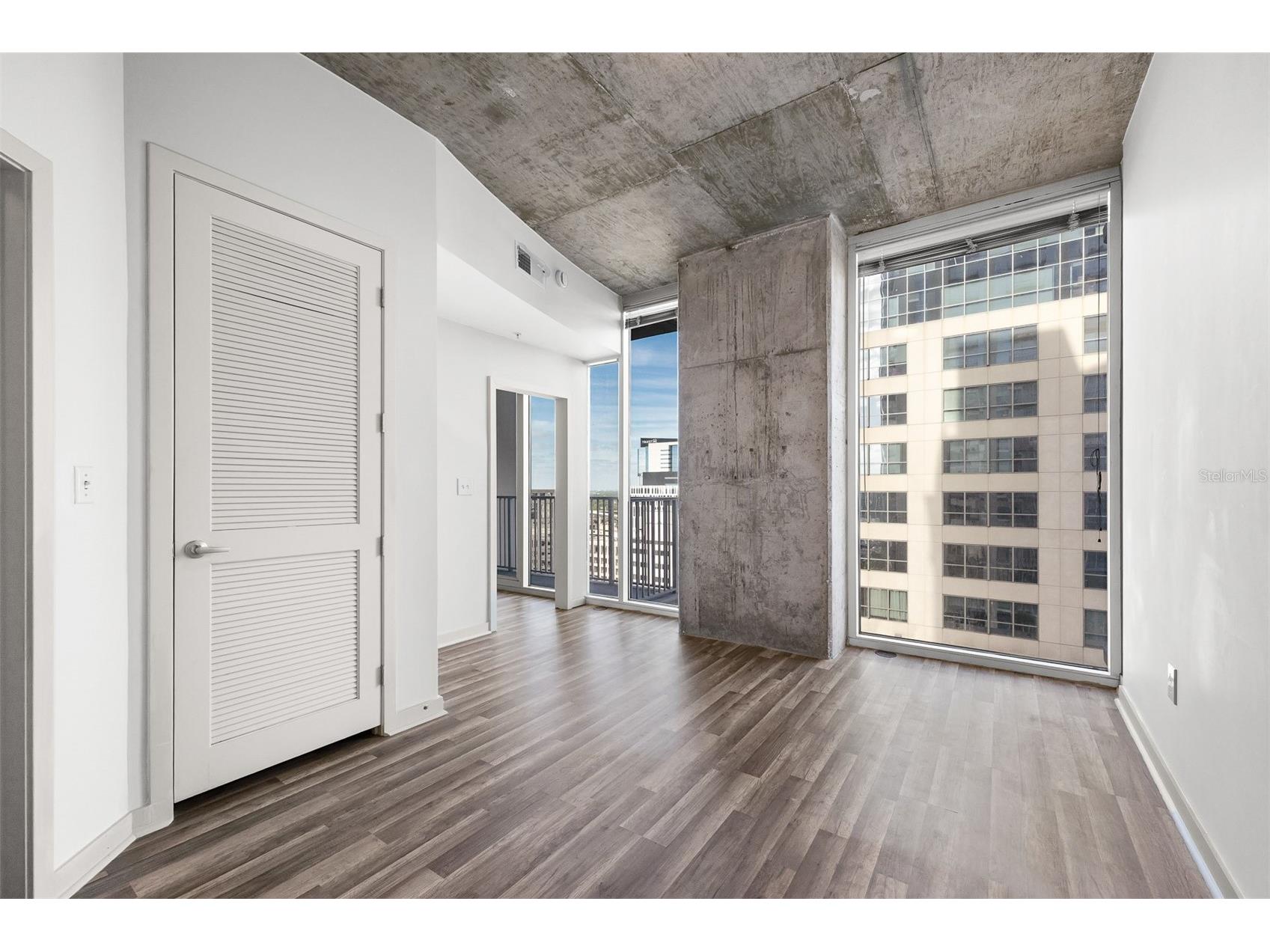 155 S Court Avenue #1604 Orlando FL 32801 O6396880 image17