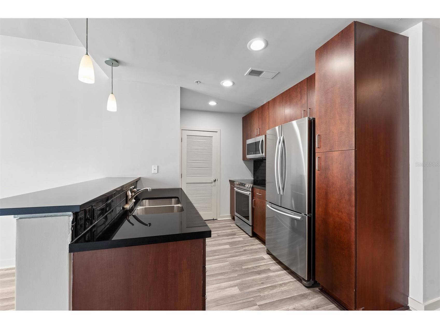 155 S Court Avenue #1604 Orlando FL 32801 O6396880 image7