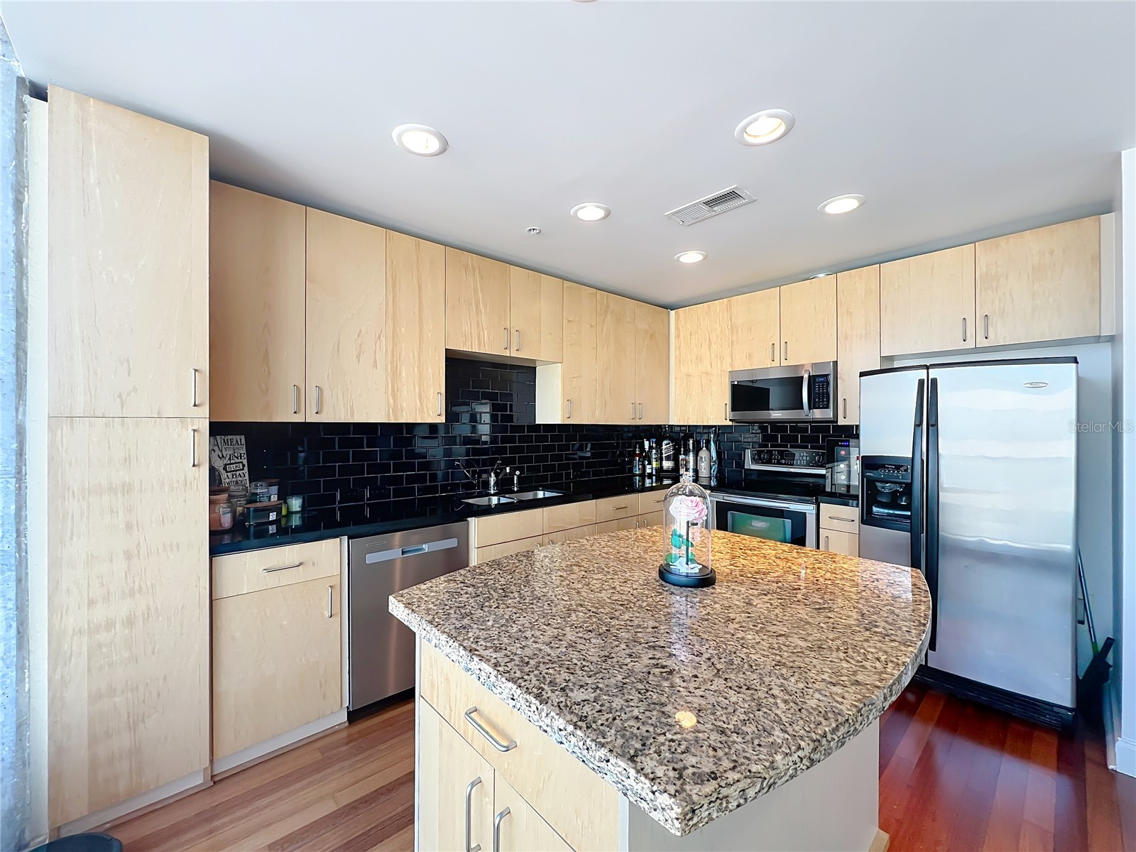 155 S Court Avenue #1908 Orlando FL 32801 O6338165 image16