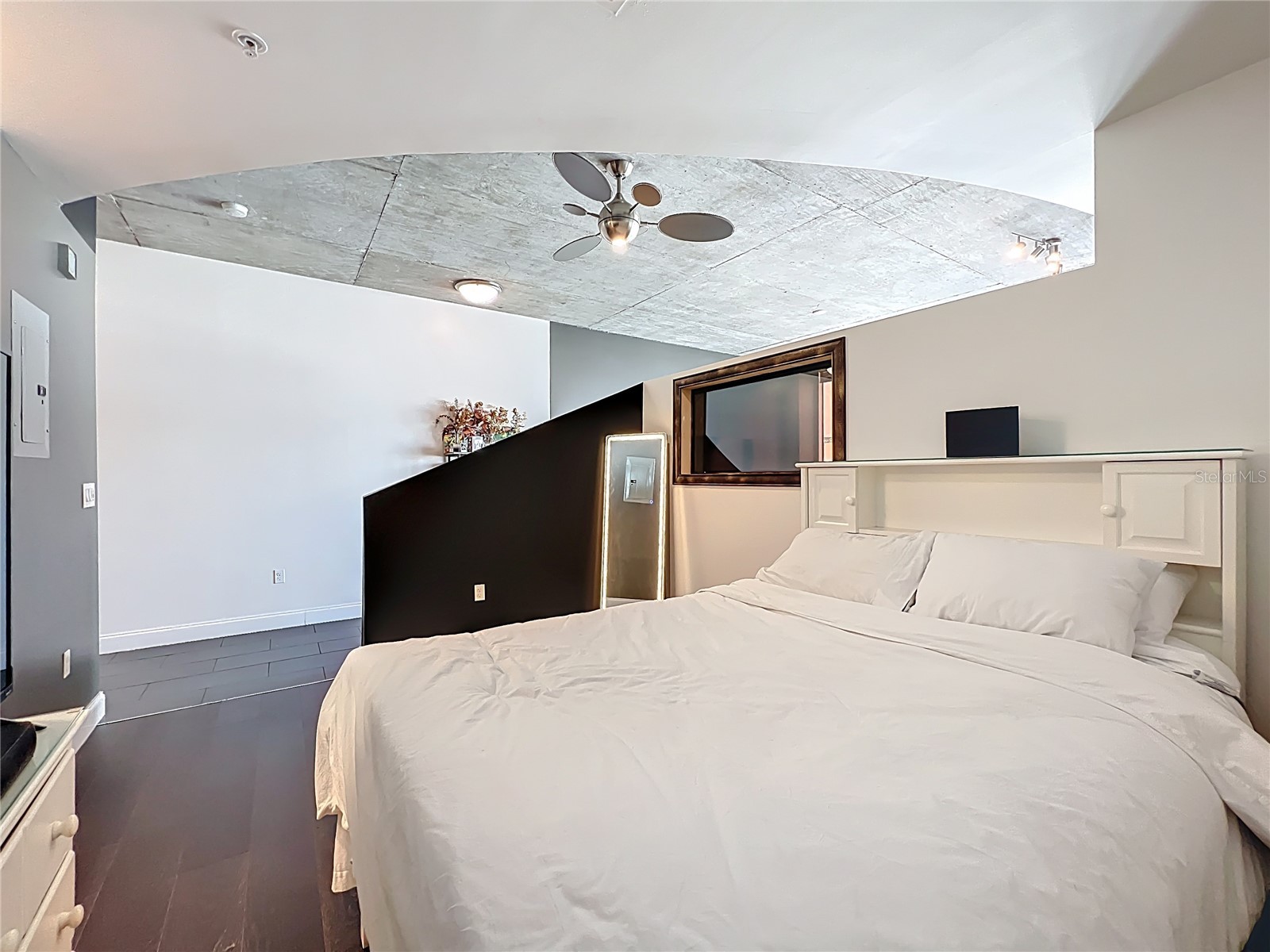 155 S Court Avenue #1908 Orlando FL 32801 O6338165 image20