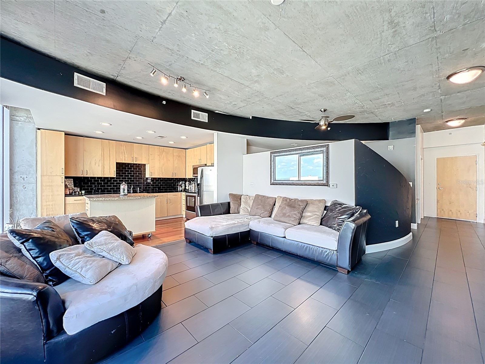 155 S Court Avenue #1908 Orlando FL 32801 O6338165 image7