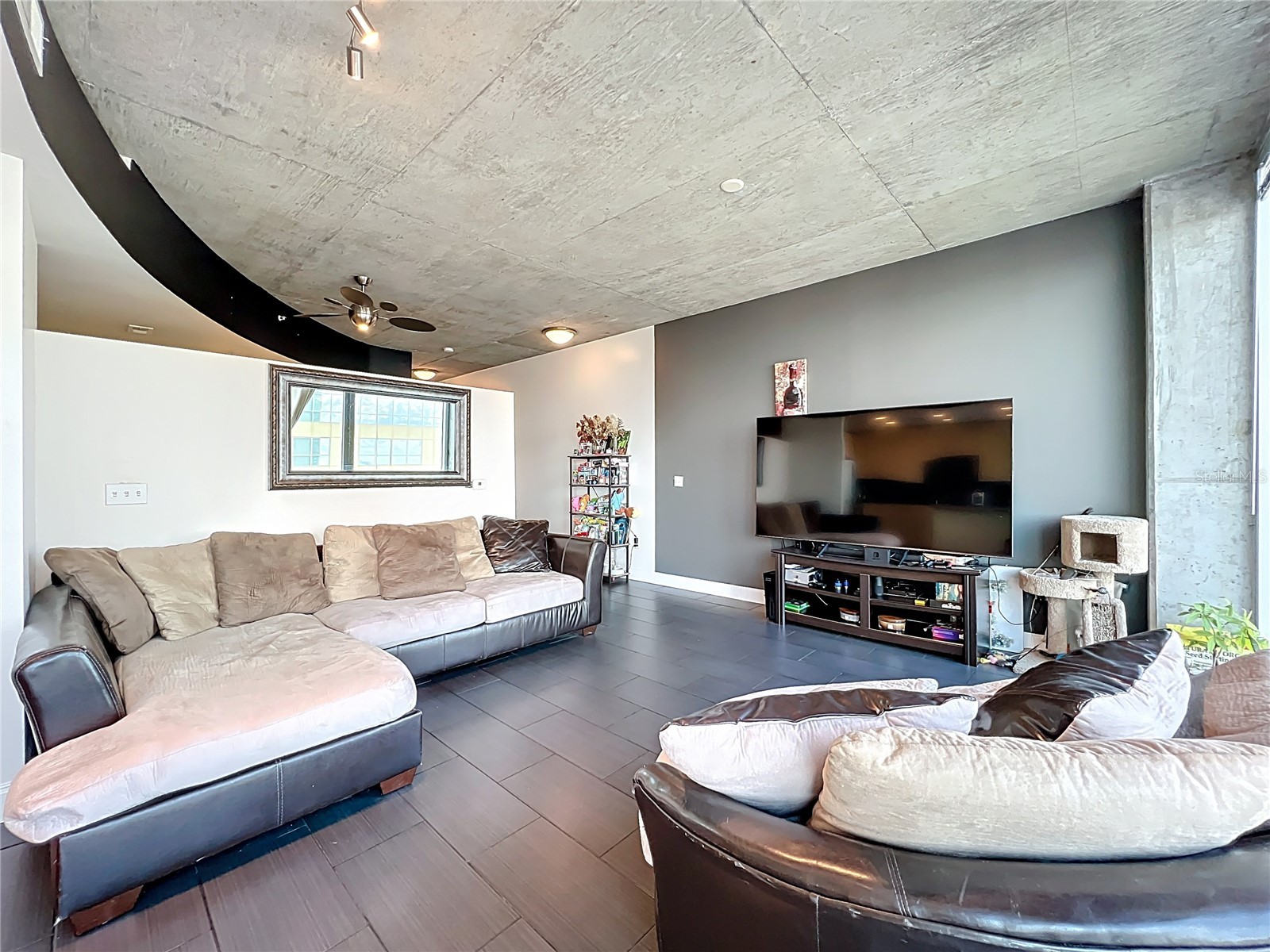 155 S Court Avenue #1908 Orlando FL 32801 O6338165 image9