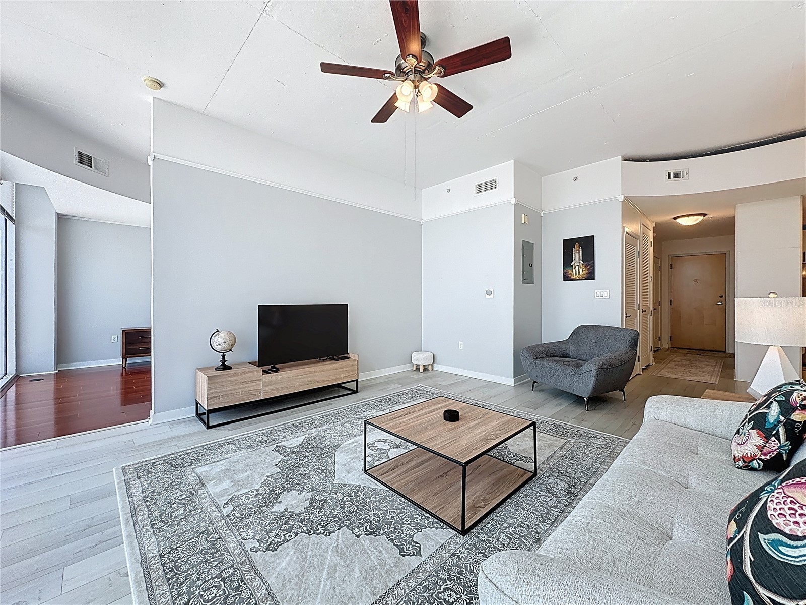 155 S Court Avenue #1911 Orlando FL 32801 - LAKE EOLA O6389978 image8