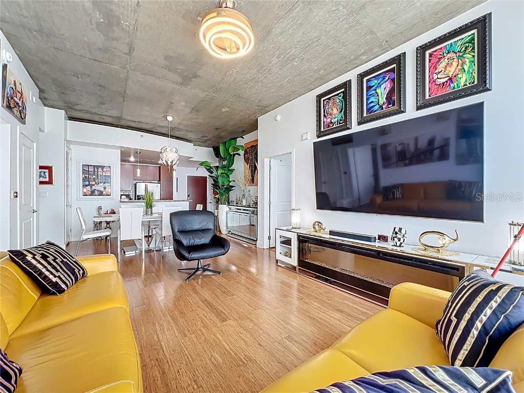 155 S Court Avenue #2005 Orlando FL 32801 O6330773 image24