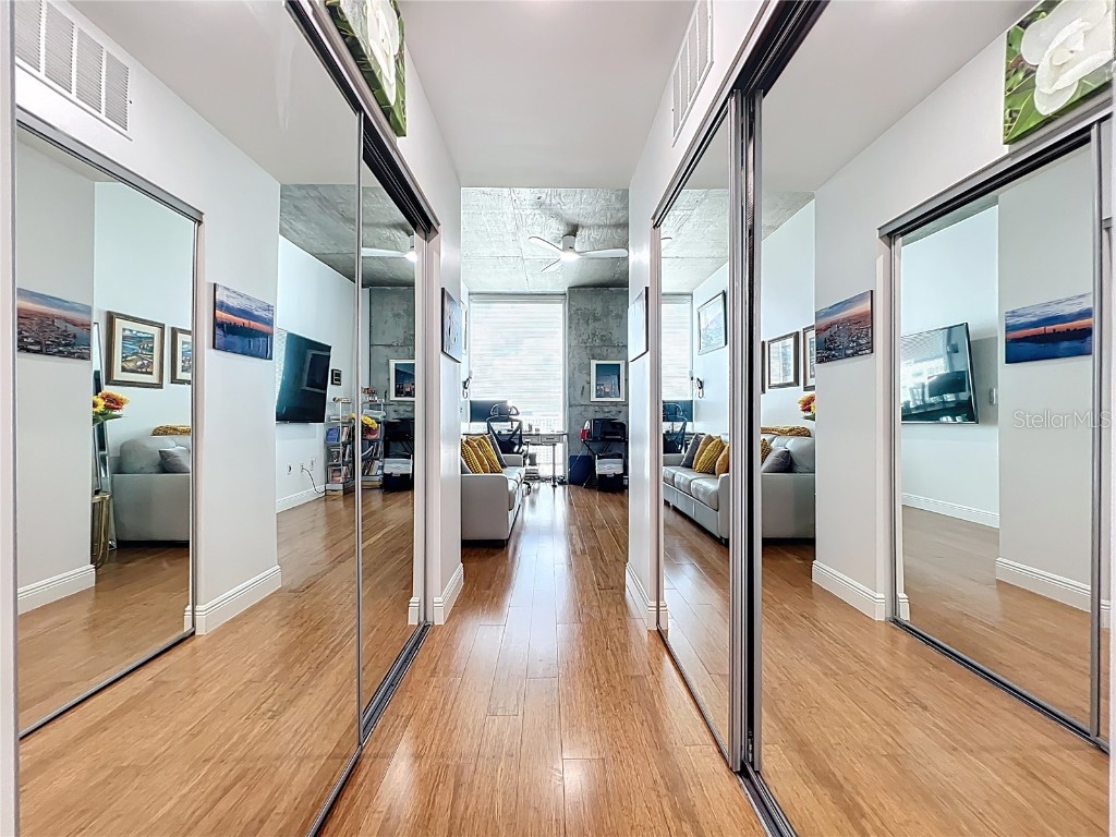 155 S Court Avenue #2005 Orlando FL 32801 O6330773 image30