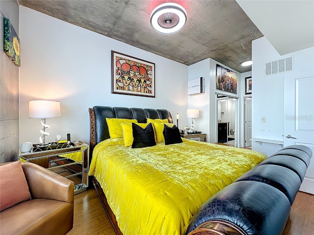 155 S Court Avenue #2005 Orlando FL 32801 O6330773 image34