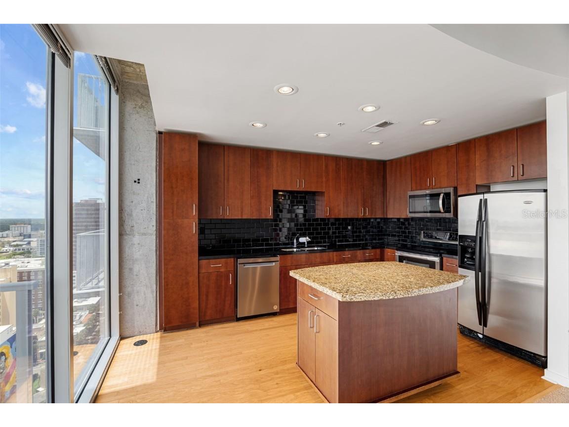 155 S Court Avenue #2008 Orlando FL 32801 O6310613 image4