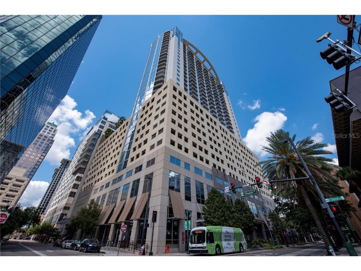 155 S Court Avenue #2107 Orlando FL 32801 - LAKE EOLA S5056009 image1
