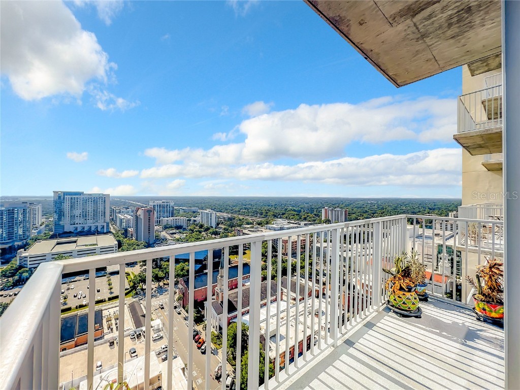 155 S Court Avenue #2107 Orlando FL 32801 - LAKE EOLA O6112418 image24
