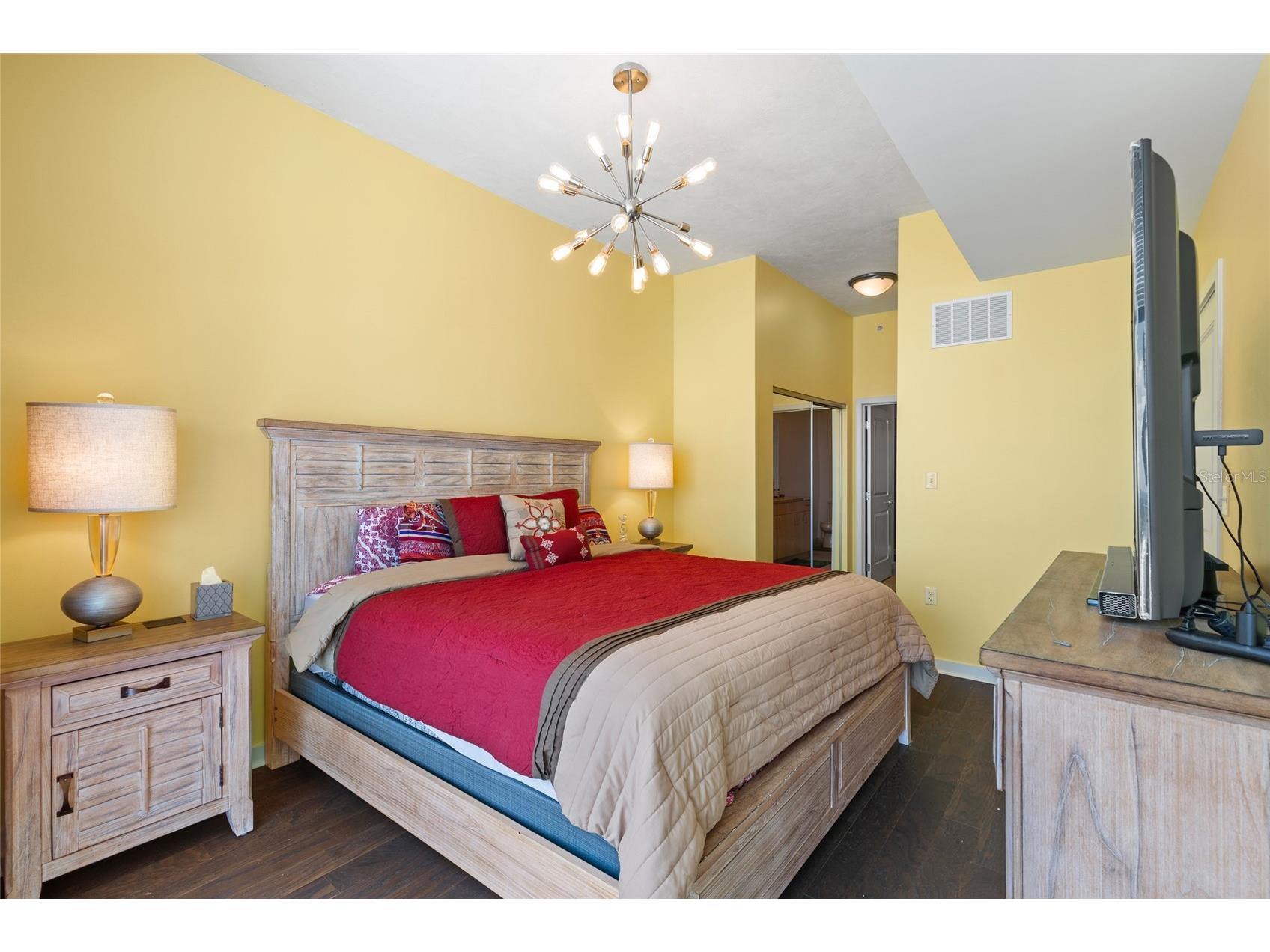 155 S Court Avenue #2305 Orlando FL 32801 O6393019 image18