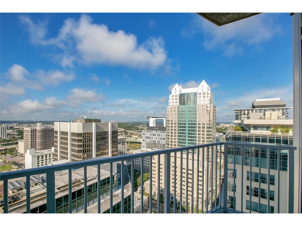 155 S Court Avenue #2402 Orlando FL 32801 O6111825 image1
