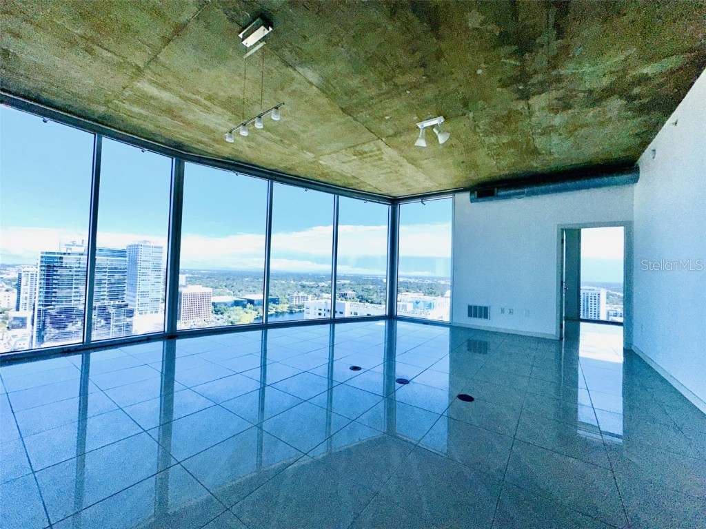 155 S Court Avenue #2515 Orlando FL 32801 O6345040 image2