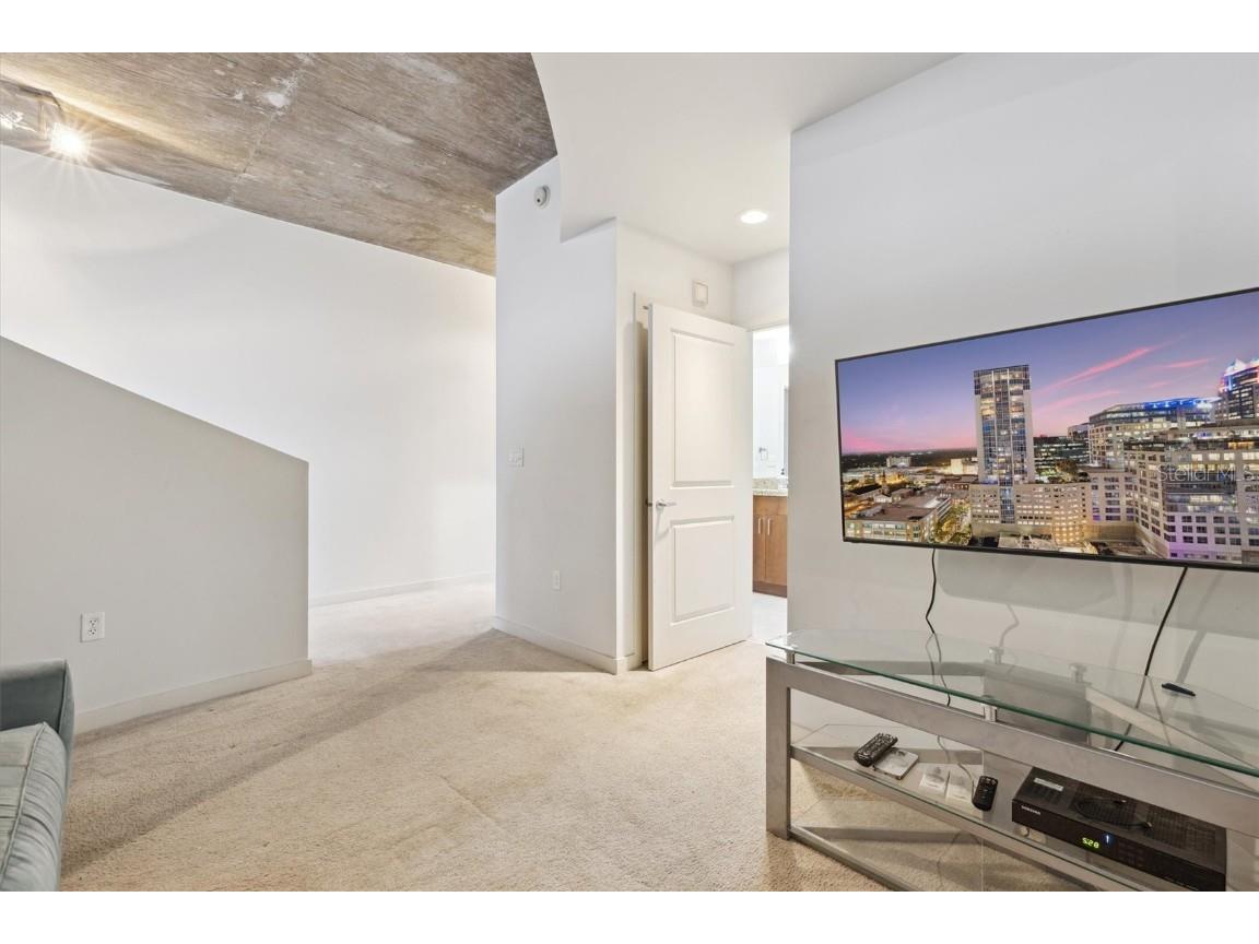 155 S Court Avenue #2609 Orlando FL 32801 O6342484 image12