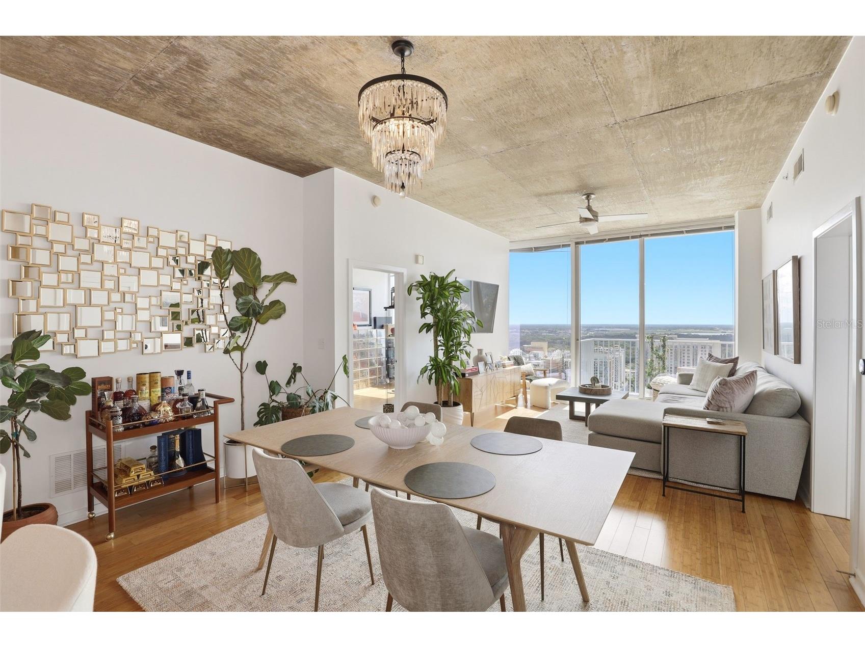 155 S Court Avenue #2705 Orlando FL 32801 O6417772 image1