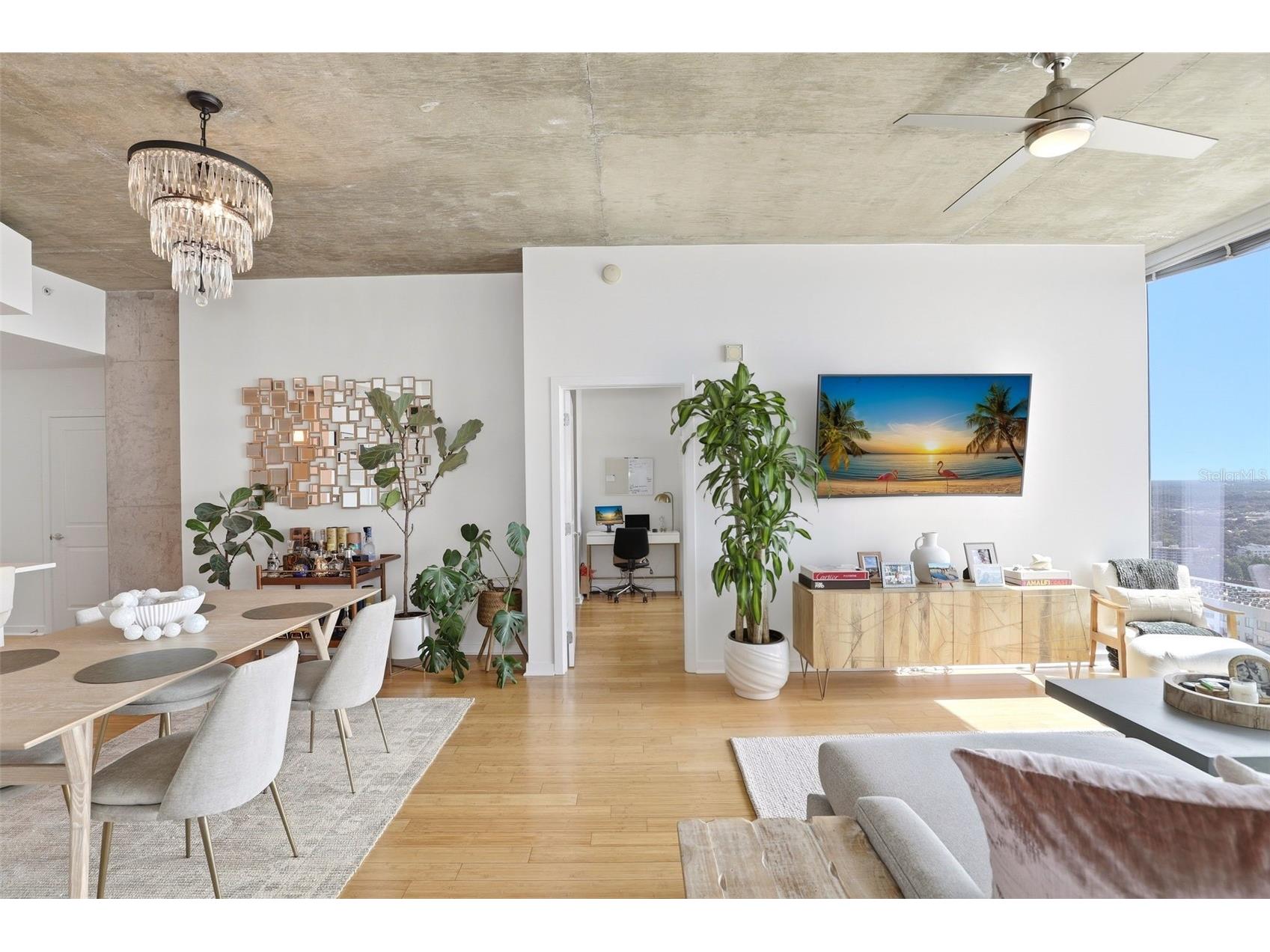 155 S Court Avenue #2705 Orlando FL 32801 O6417772 image16