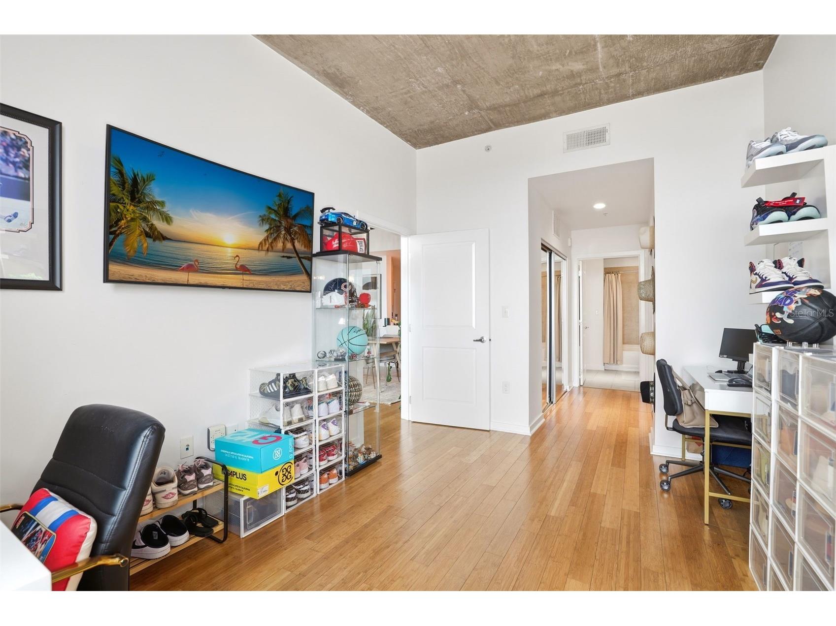 155 S Court Avenue #2705 Orlando FL 32801 O6417772 image23